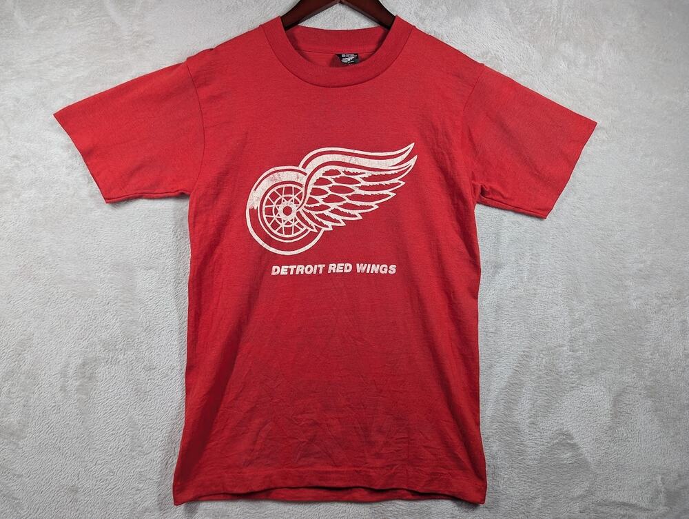 Vintage Single Stitch NHL Detroit Red Wings Red Shirt Size SMALL Made in USA